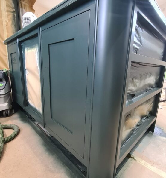 lord hart decorator-kitchen spraying decorating 4