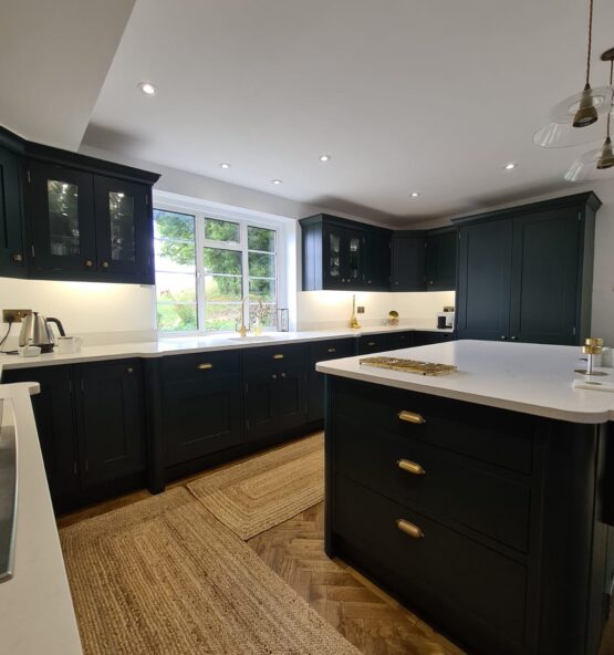 lord hart decorator-kitchen spraying decorating 9