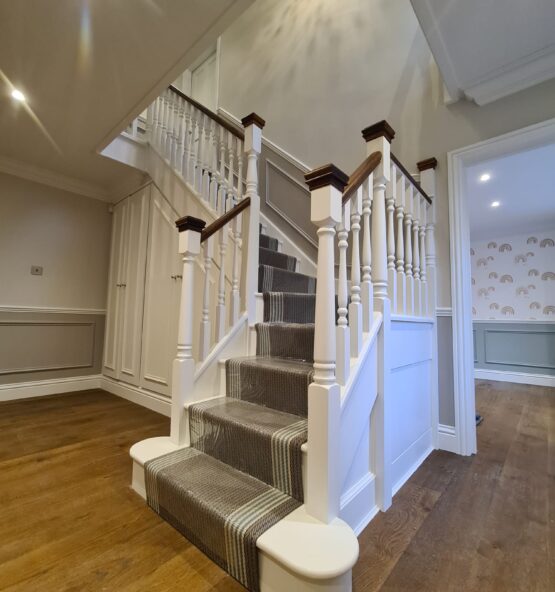 lord hart decorator-wall-wood- spraying decorating 8