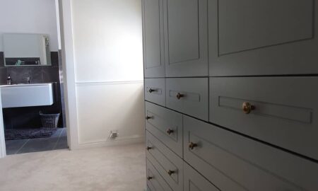 Decorated kitchen that has used a professional spraying technique from Lord Heart Decorating Services