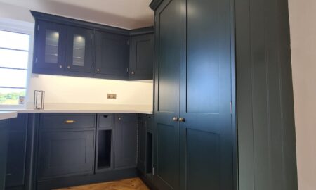 Decorated kitchen that has used a professional spraying technique from Lord Heart Decorating Services