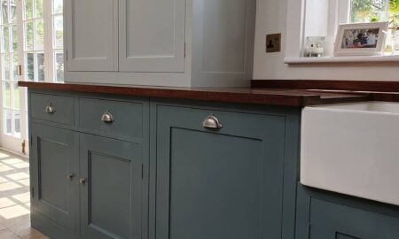 Beautifully decorated kitchen that has used a professional spraying technique